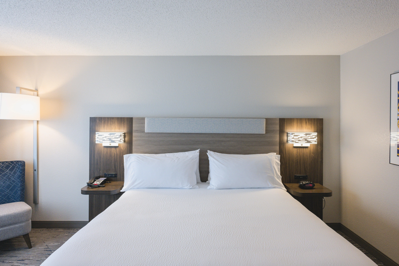 Holiday Inn Express & Suites Marquette by IHG