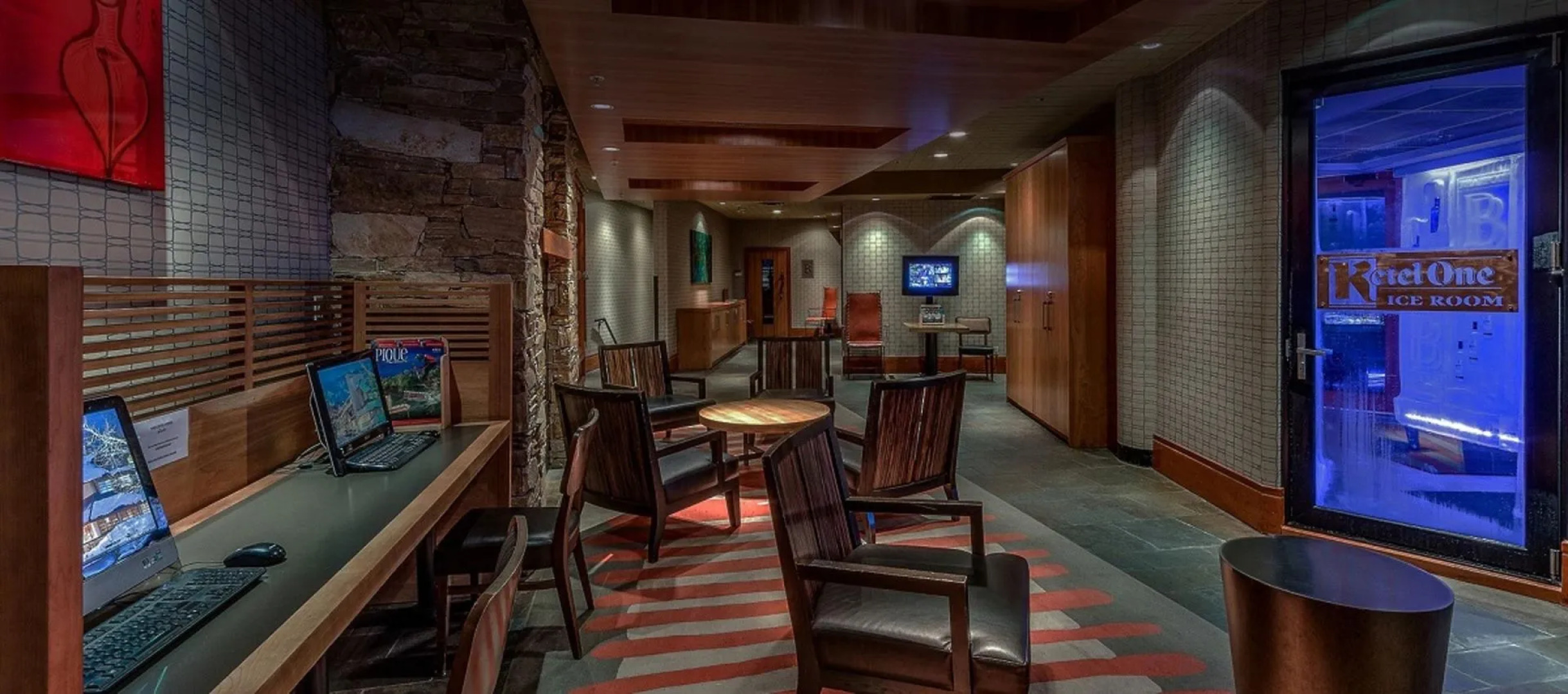 Listel Whistler, a Coast Hotel