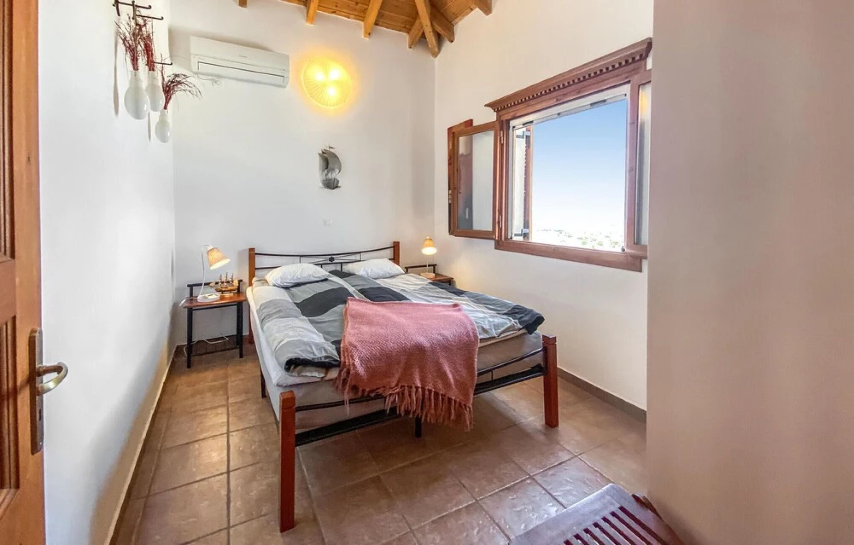 Awesome Home in Koroni With Outdoor Swimming Pool, Wifi and 4 Bedrooms