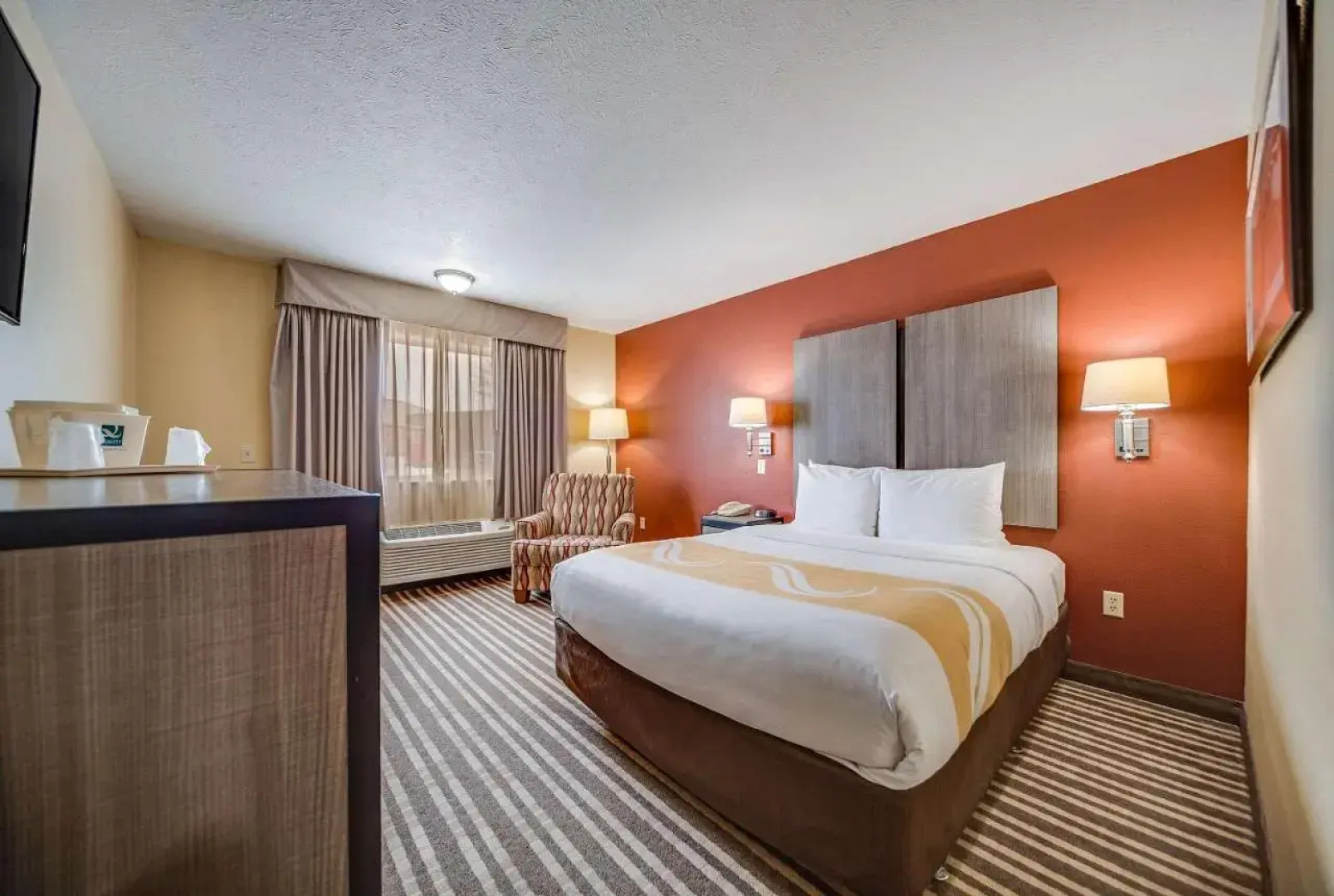 Best Western North Shore Lodge