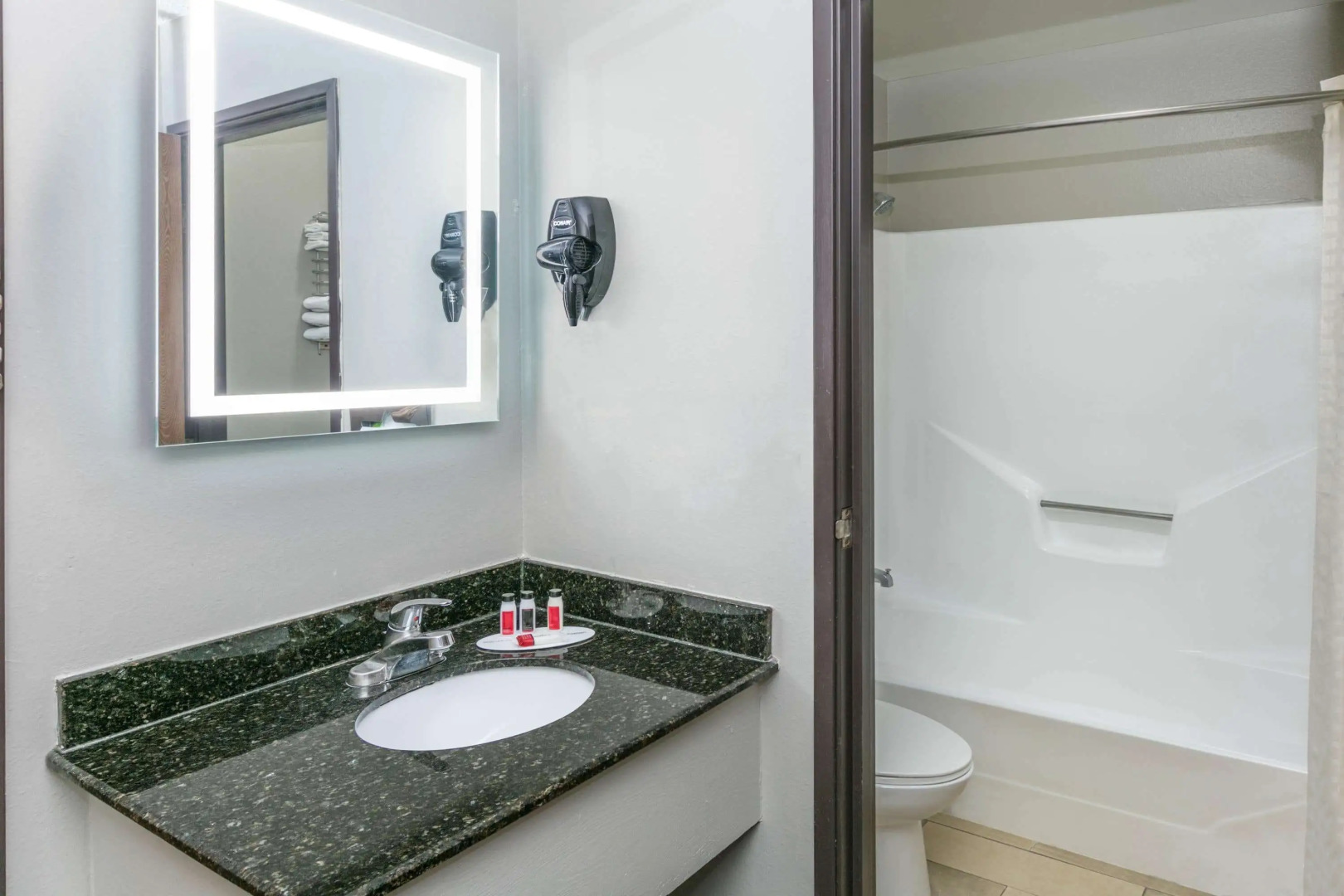 Howard Johnson by Wyndham New Braunfels