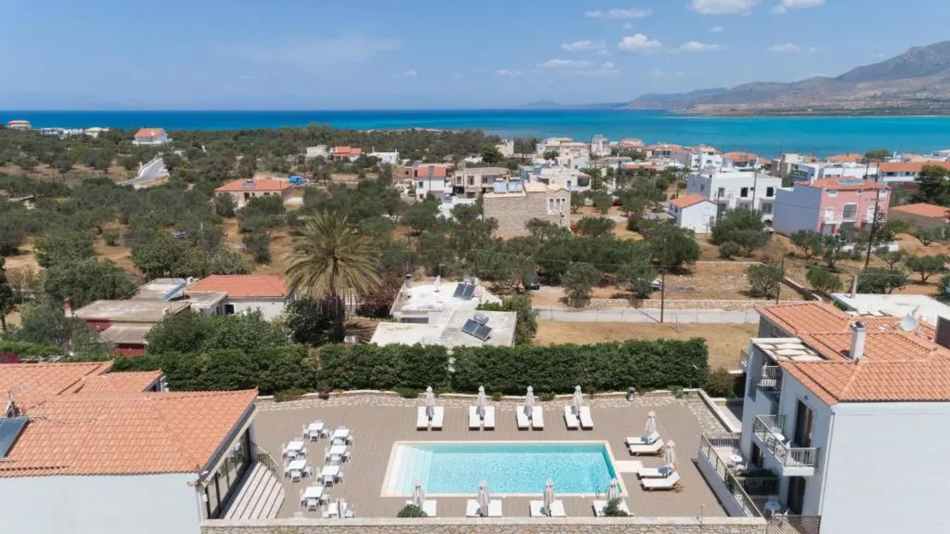 Elafonisos Resort