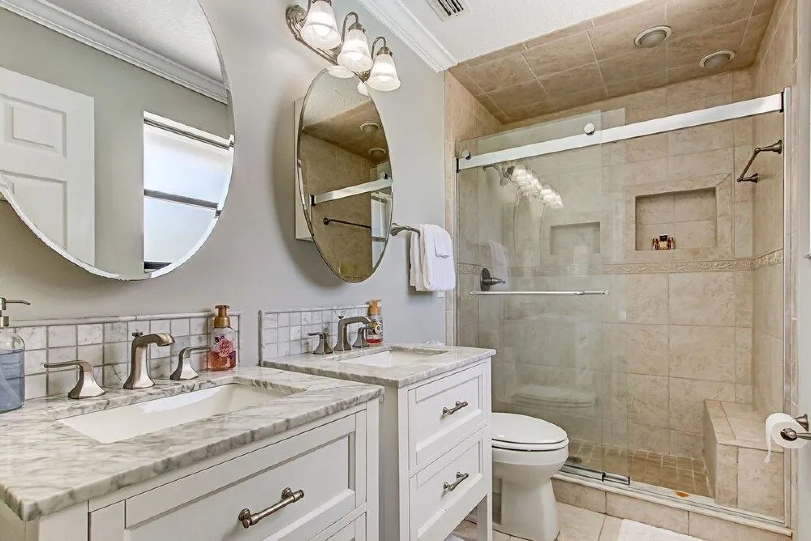 Pablo Waterfront - Private Dock & Salt Water Pool