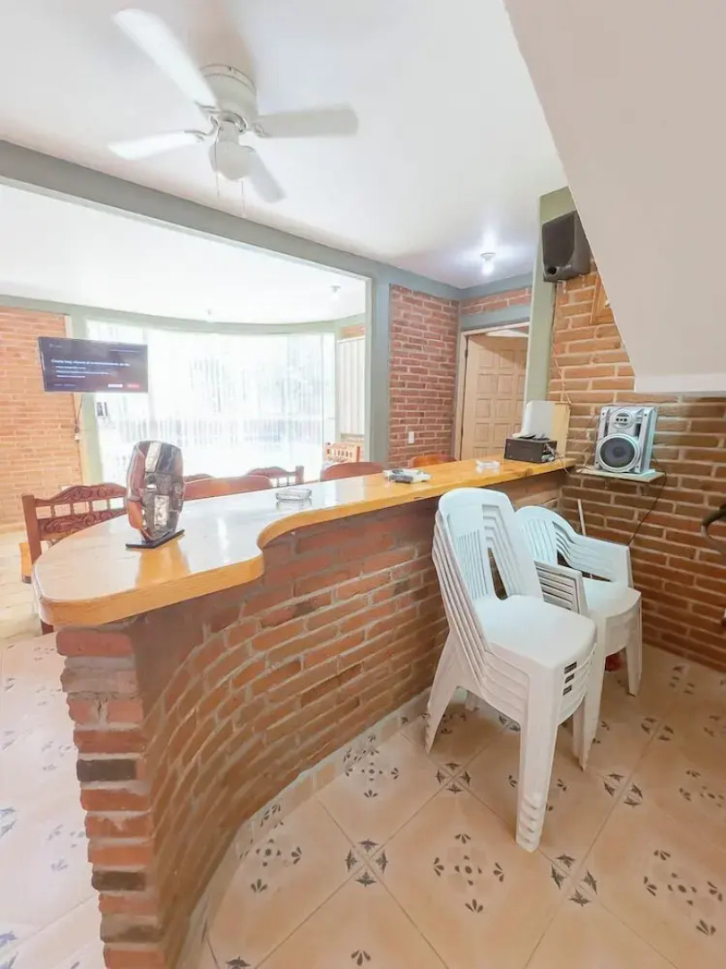 New Family House. Pool & BBQ Area