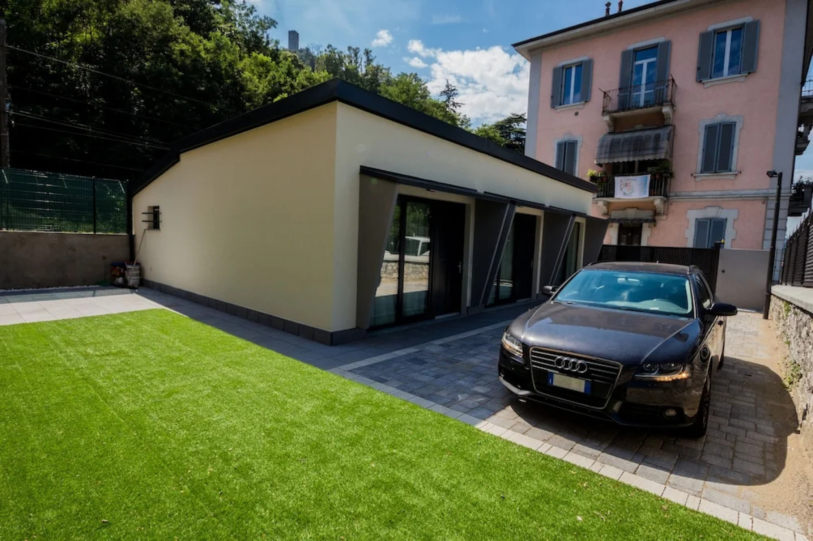 HOMIQUO - Royal Suite Como Lake