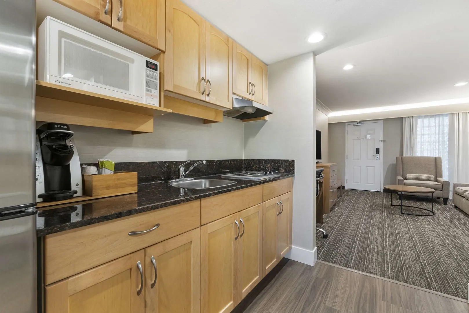 Best Western Plus Kelowna Hotel & Suites