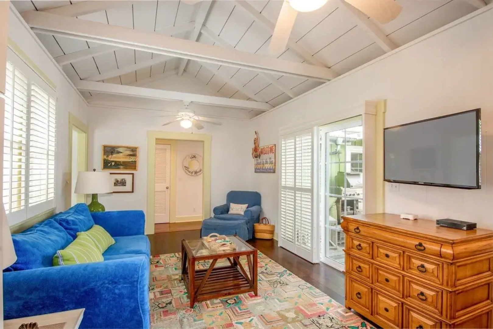 Brennecke's Beach Cottage 2 Bedroom Home by Redawning