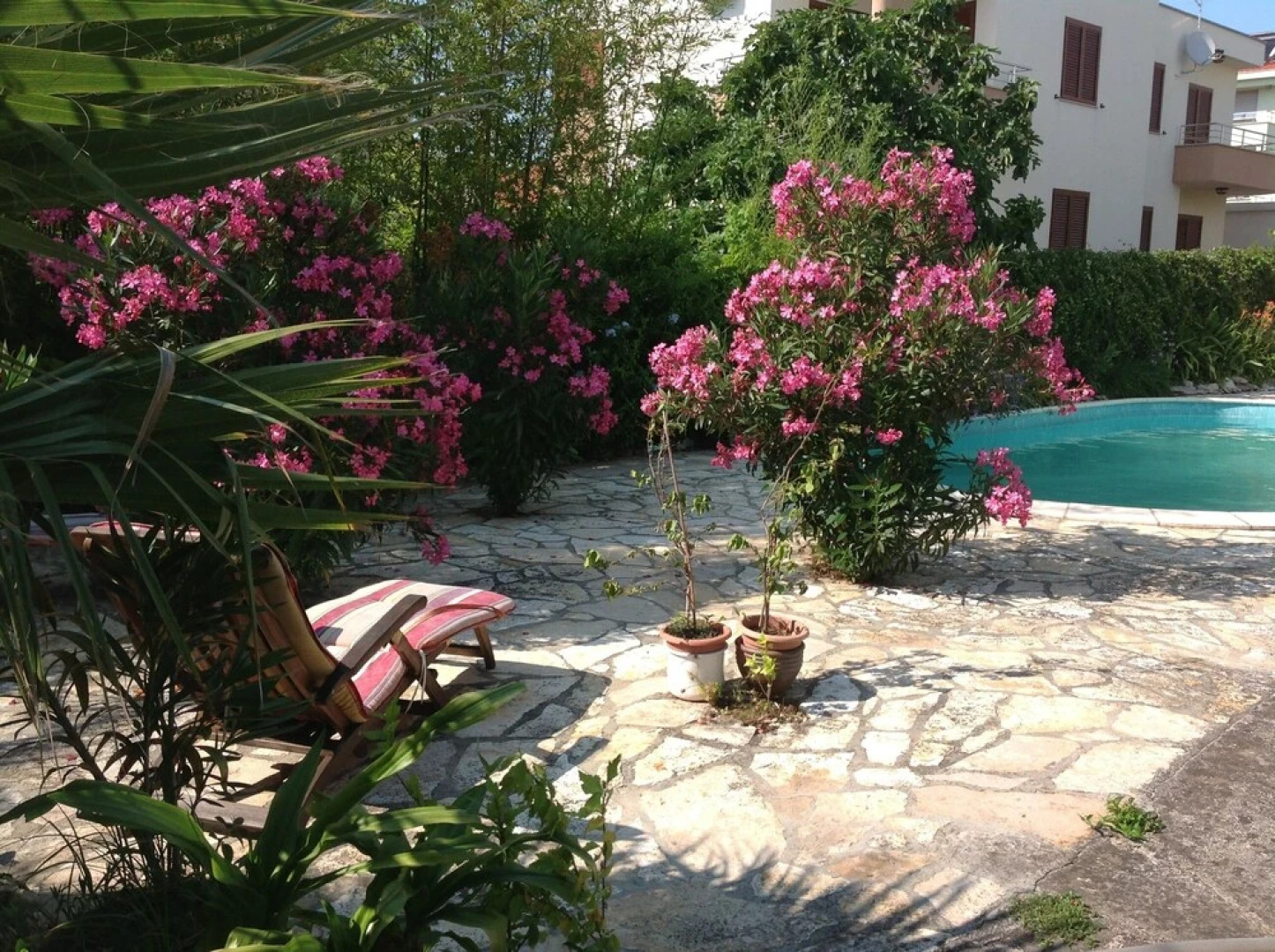 Apartment in Villa, big Garden, Private Pool, Close to Beach and Zadar Town