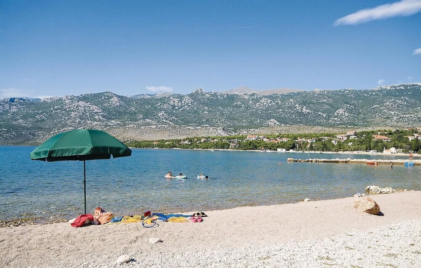 Amazing Home in Rovanjska With 4 Bedrooms, Jacuzzi and Wifi