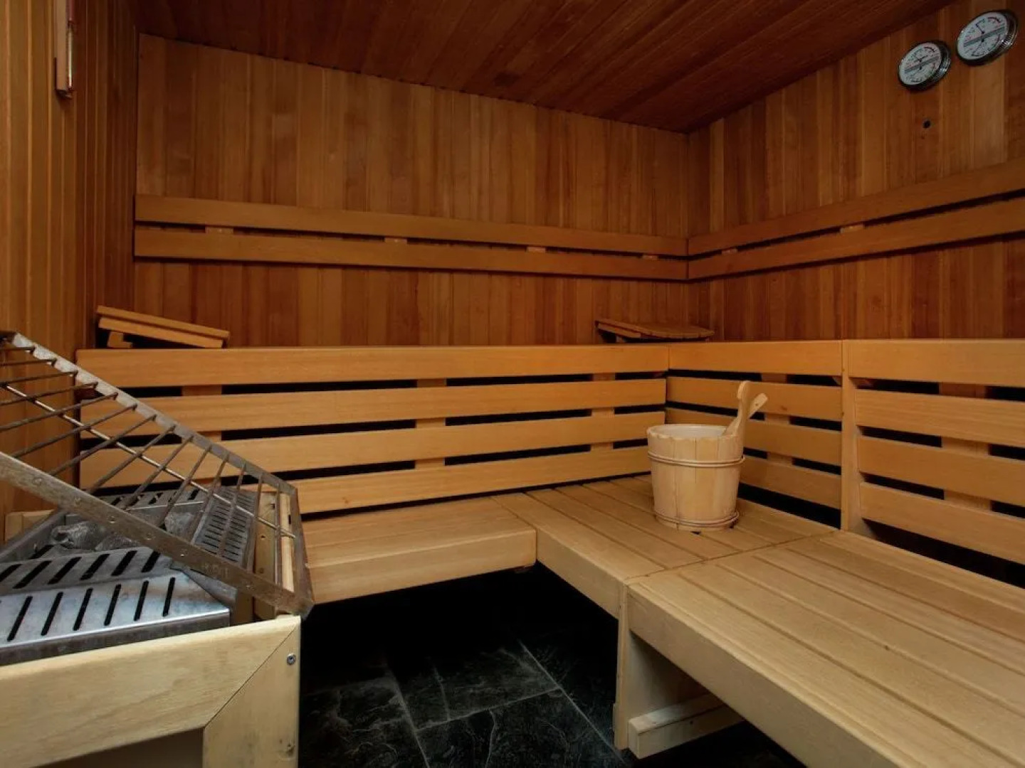 Posh Mansion in Sankt with 2 Saunas, Whirlpool, Hot Tub