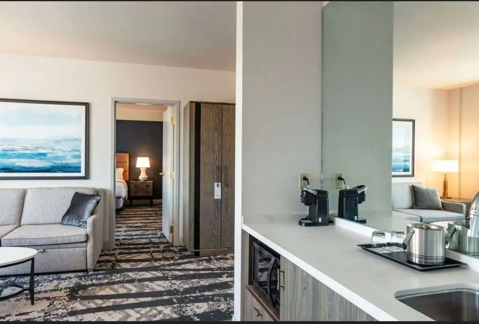 The Yorktowne Hotel, Tapestry Collection by Hilton