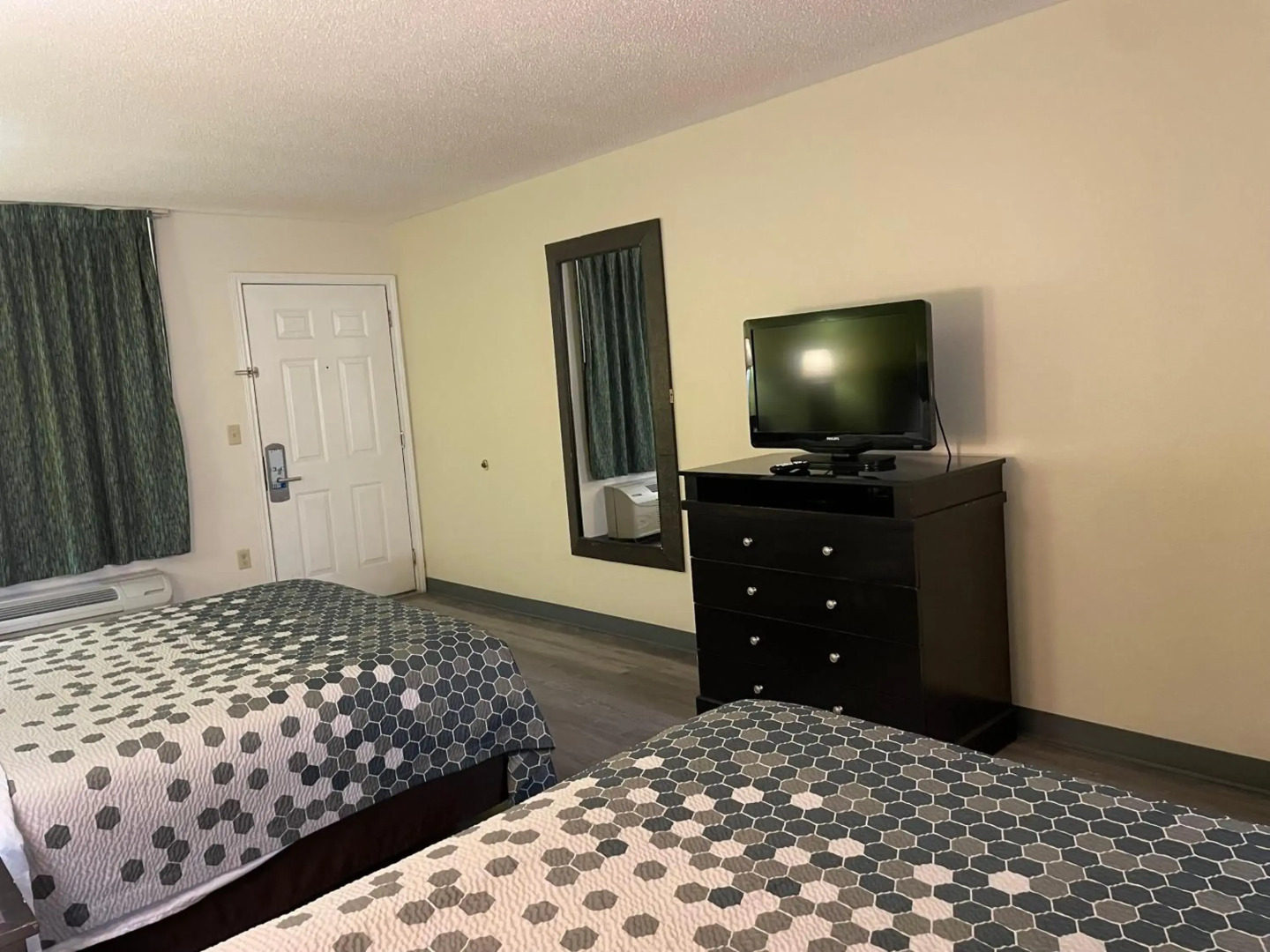 Econo Lodge Inn & Suites Sweetwater I-20