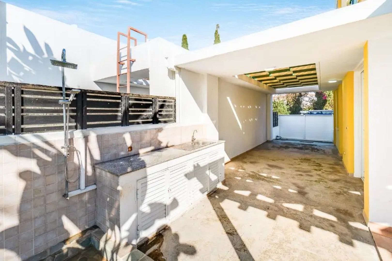 Villa Poseidon Gardens by Ezoria