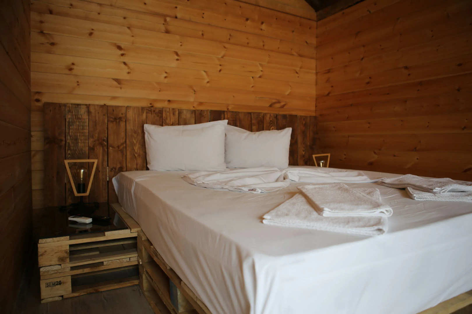 Adesa Bungalow Hotel