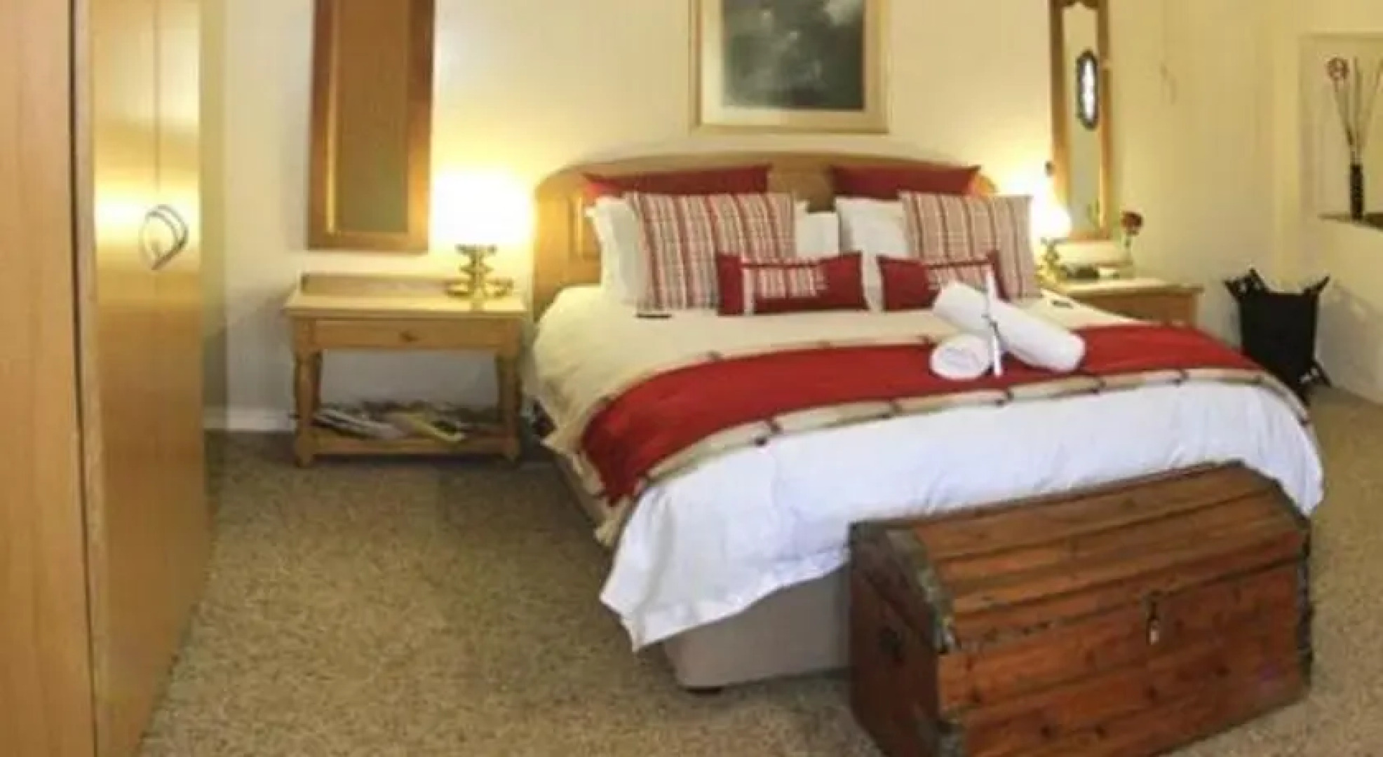 The Colonial on Arundel