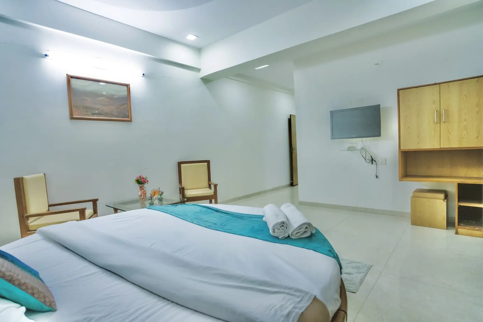 Rajasthani Rajwadi Hotel & Restaurant