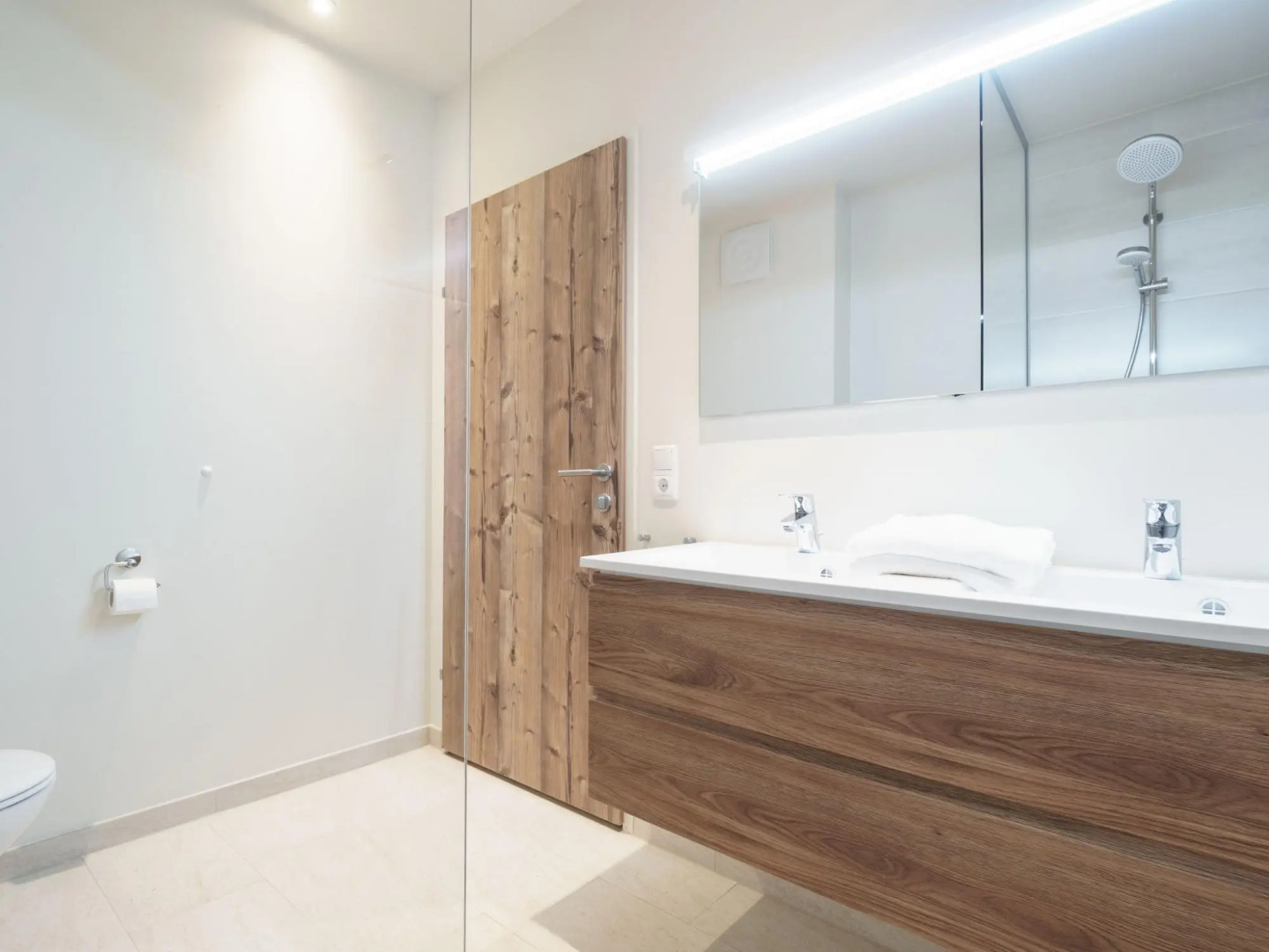 Luxurious Apartment in Gosau Near Ski Area