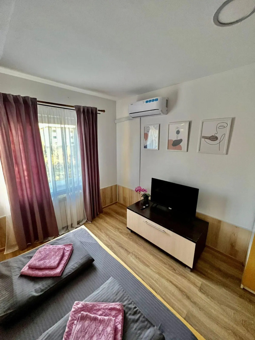 Ю-2 Motel (Мотель)