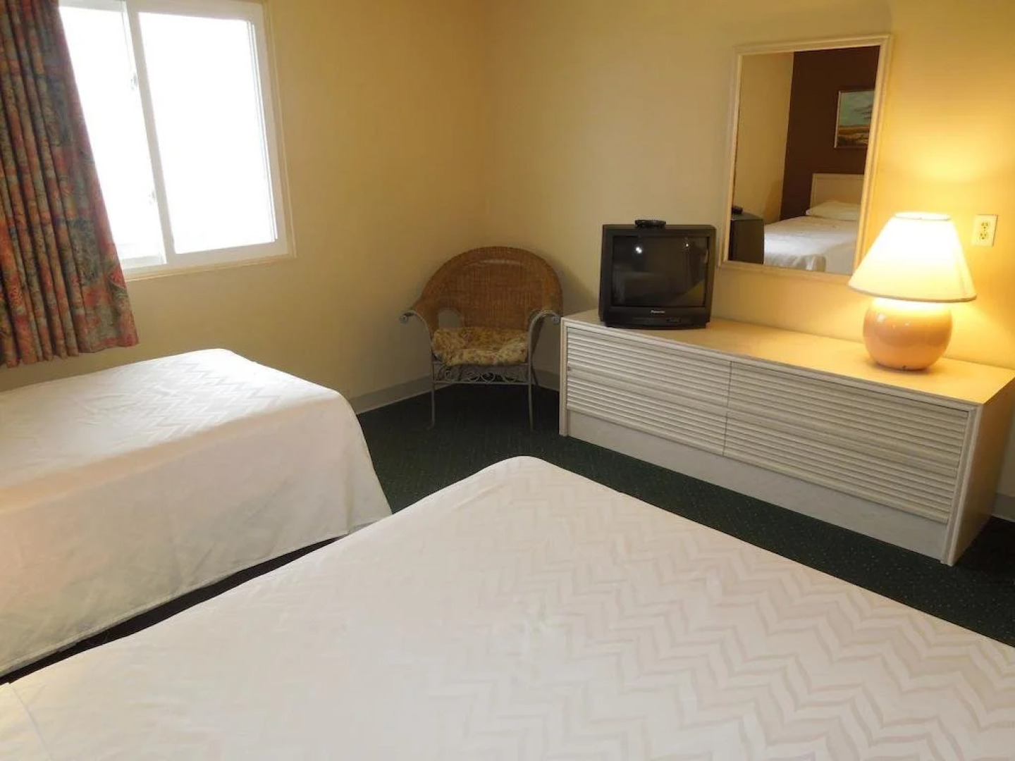 Mahalo Diamond Beach