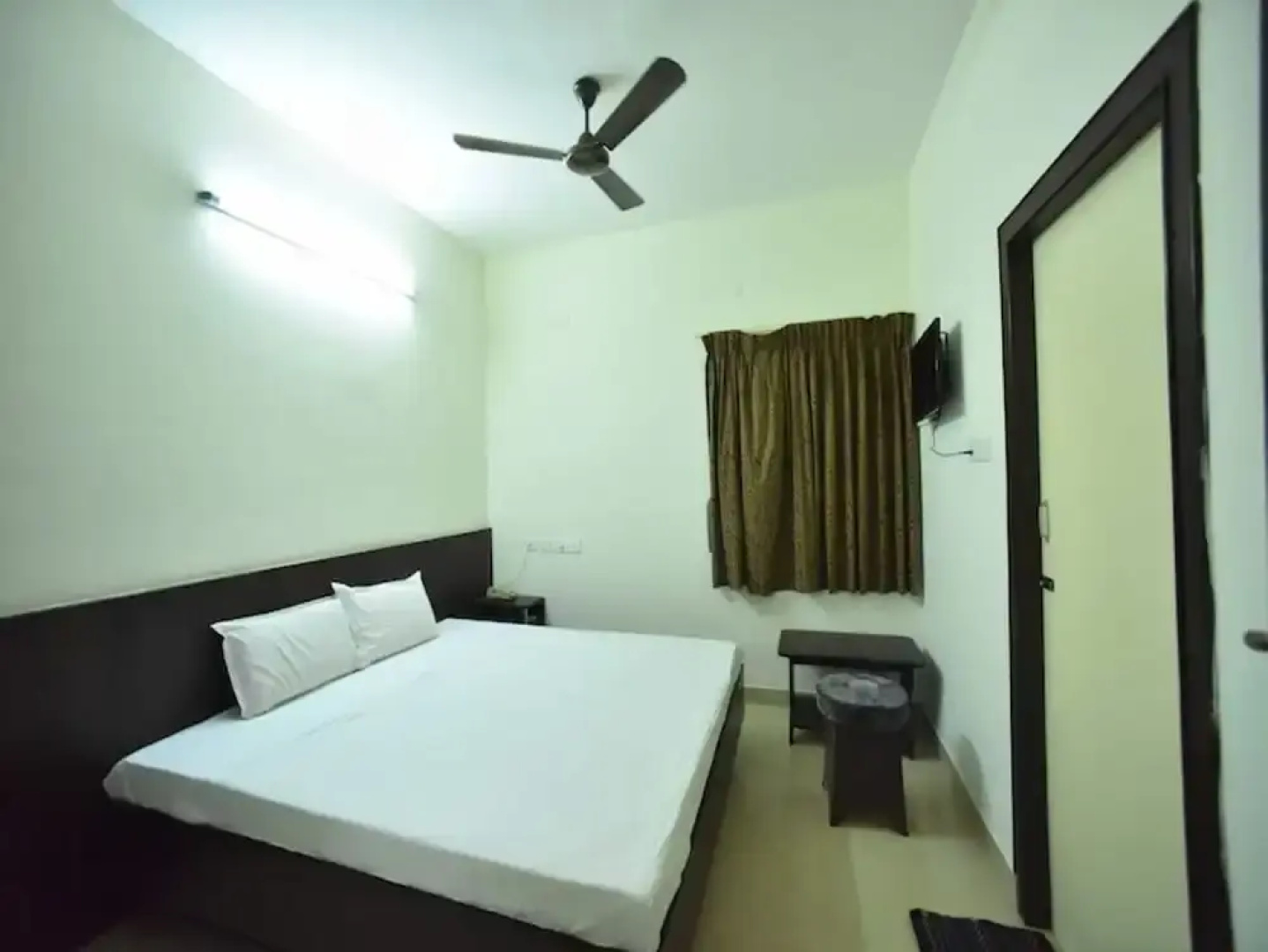 PRM Aruna Lodge