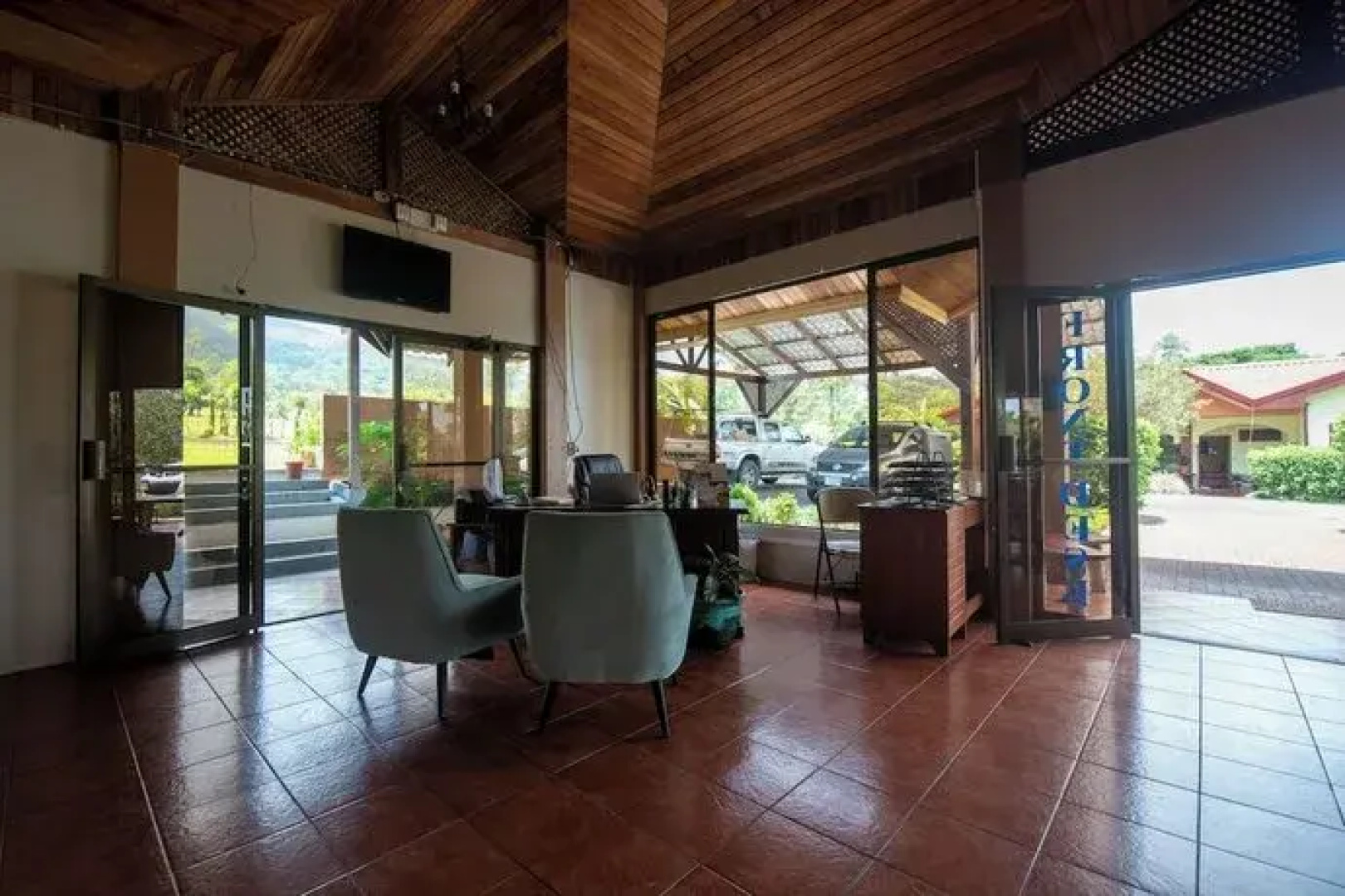 Hotel Sueno Dorado & Hot Springs