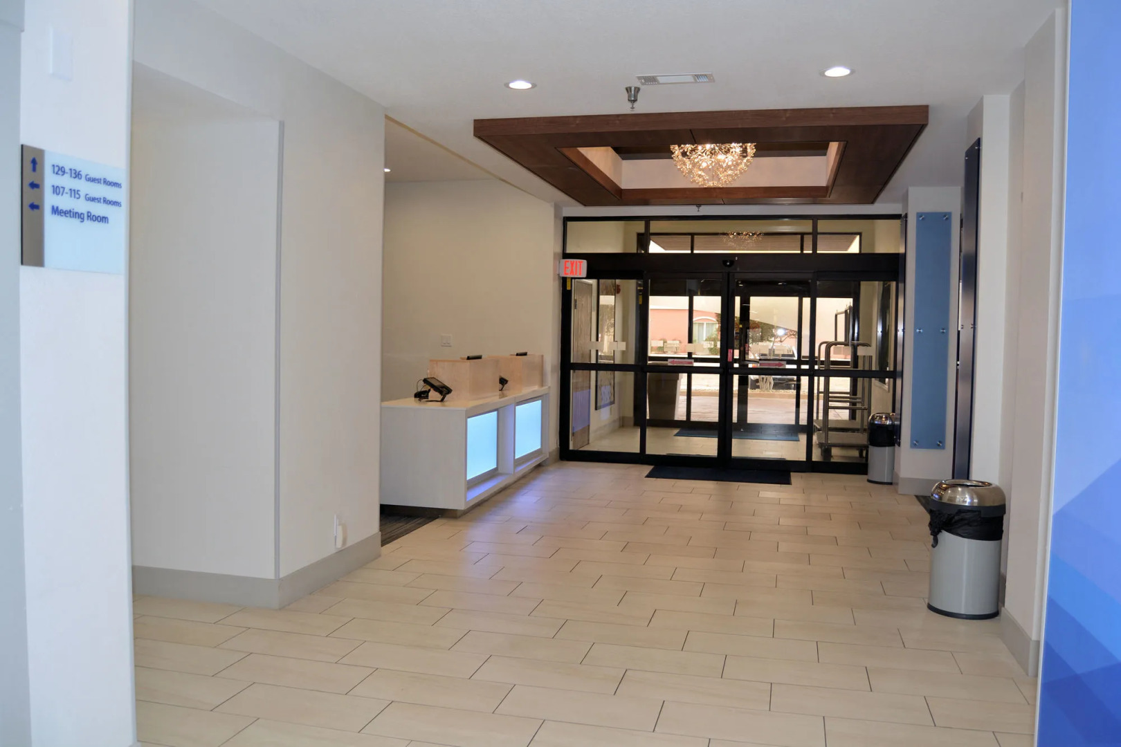 Holiday Inn Express & Suites by IHG