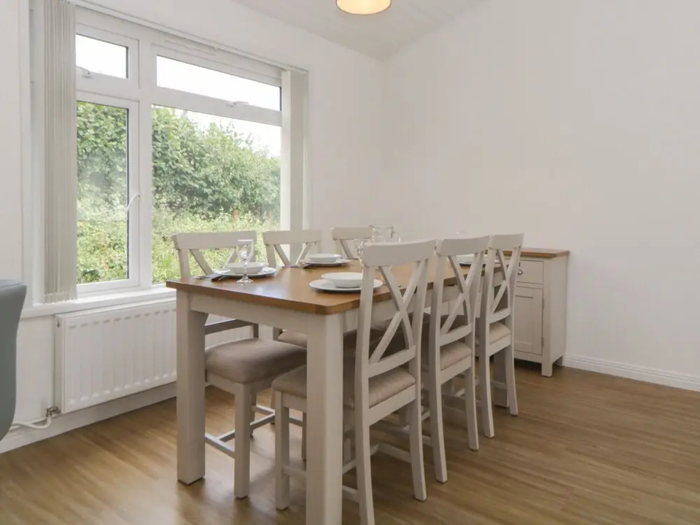 Harcombe House Bungalow 11