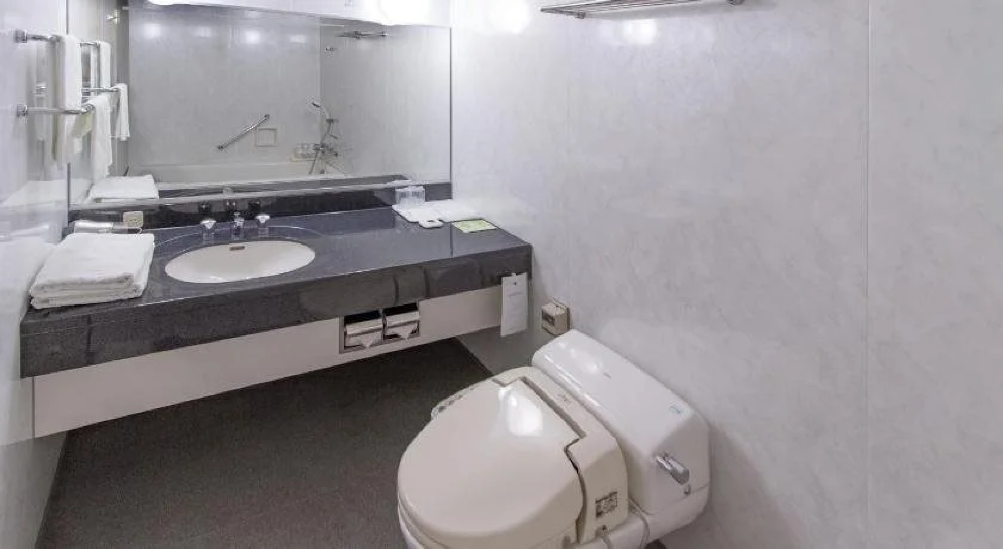 Yatsugatake Kogen Lodge