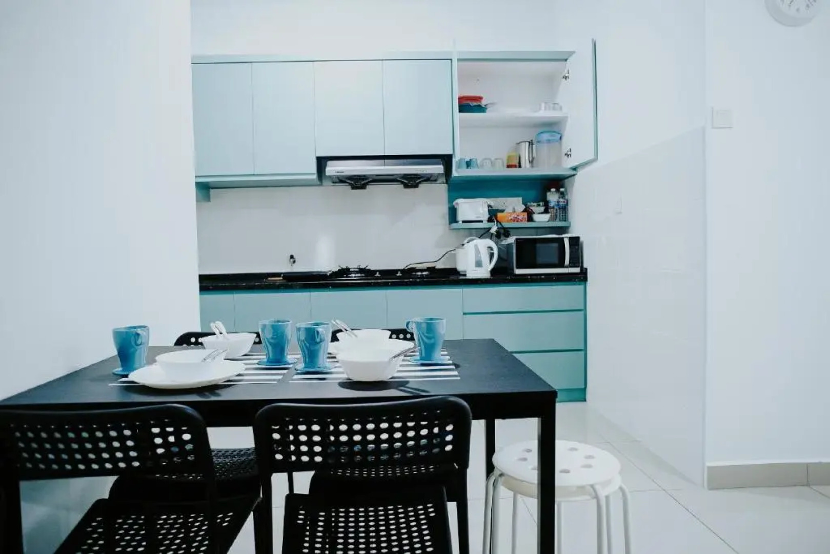 SINGGAH Putrajaya - 3BR with Pool and KL View, Fully AC, HS WIFI