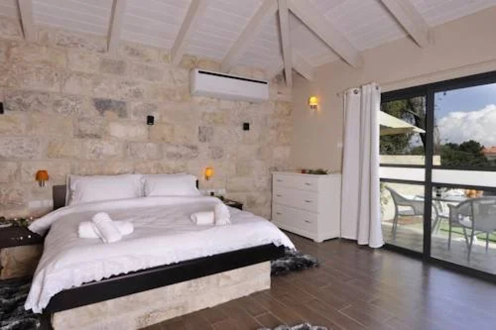 Monro Boutique Suites