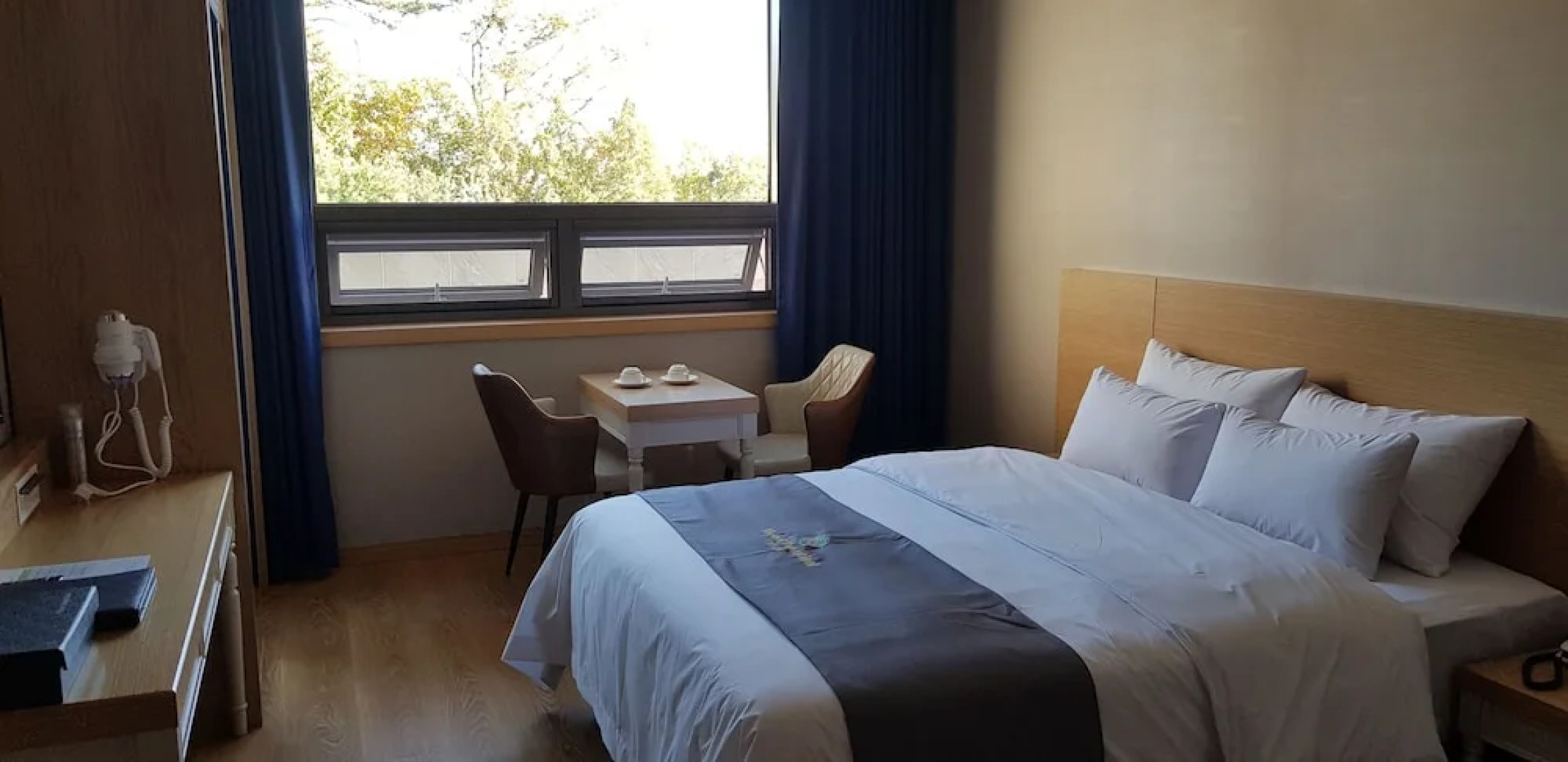 Paju Beautiful Tourist Hotel