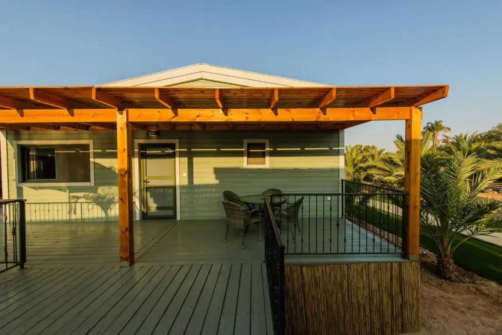 Somewhere - Chalets in the Arava