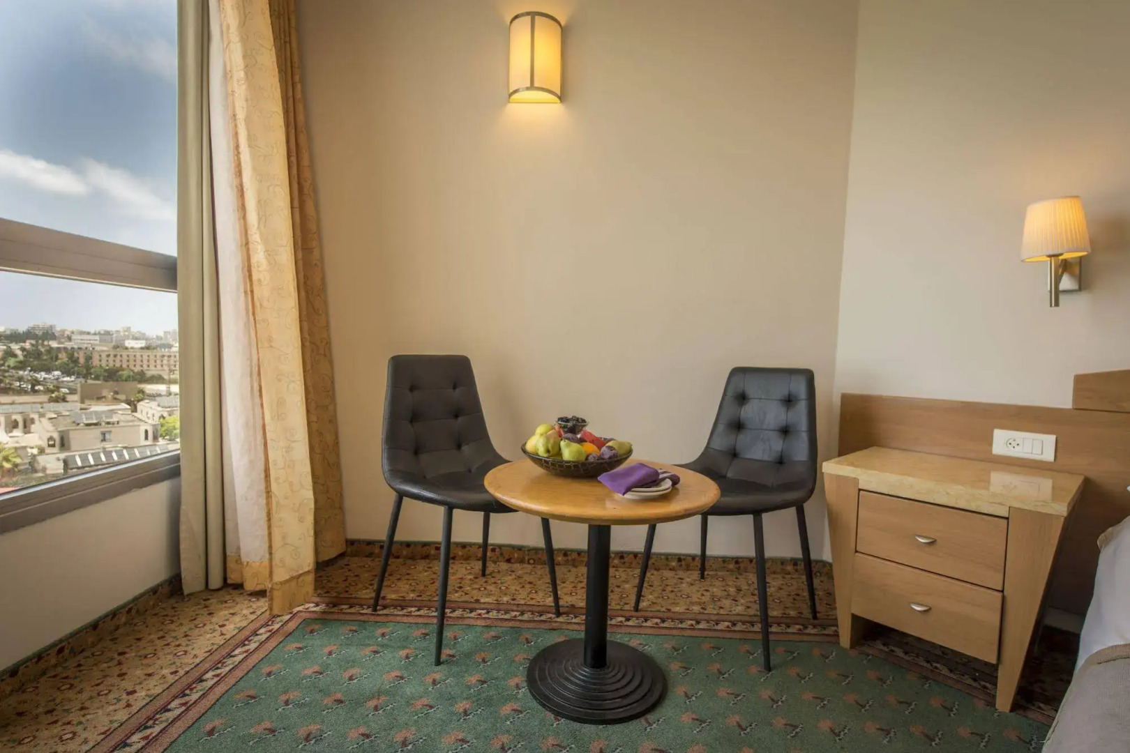 Rimonim Palm Beach Acre