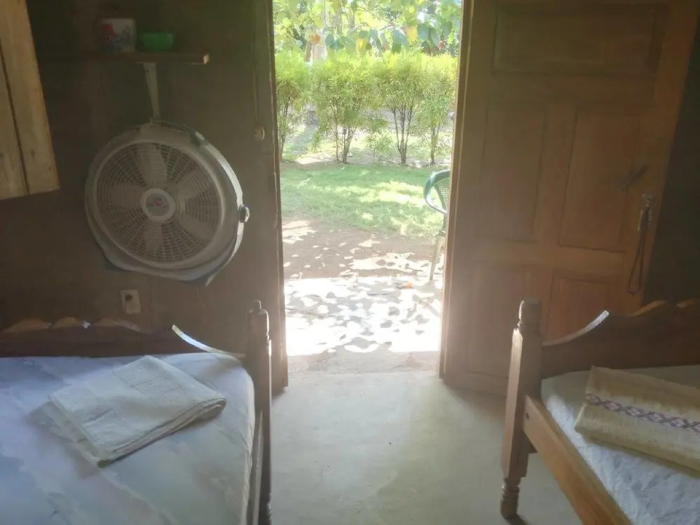 Rosa's Lake Cabins