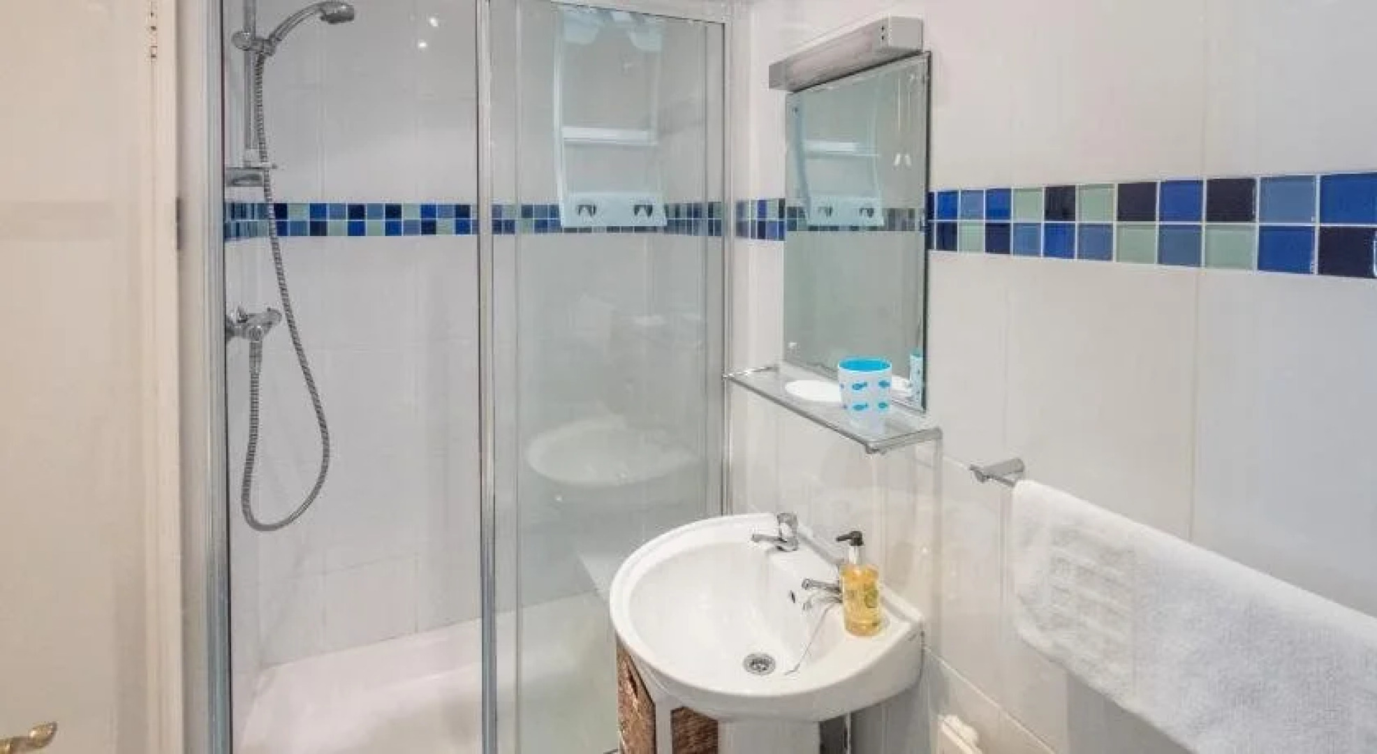 Luccombe Villa Holiday Apartments