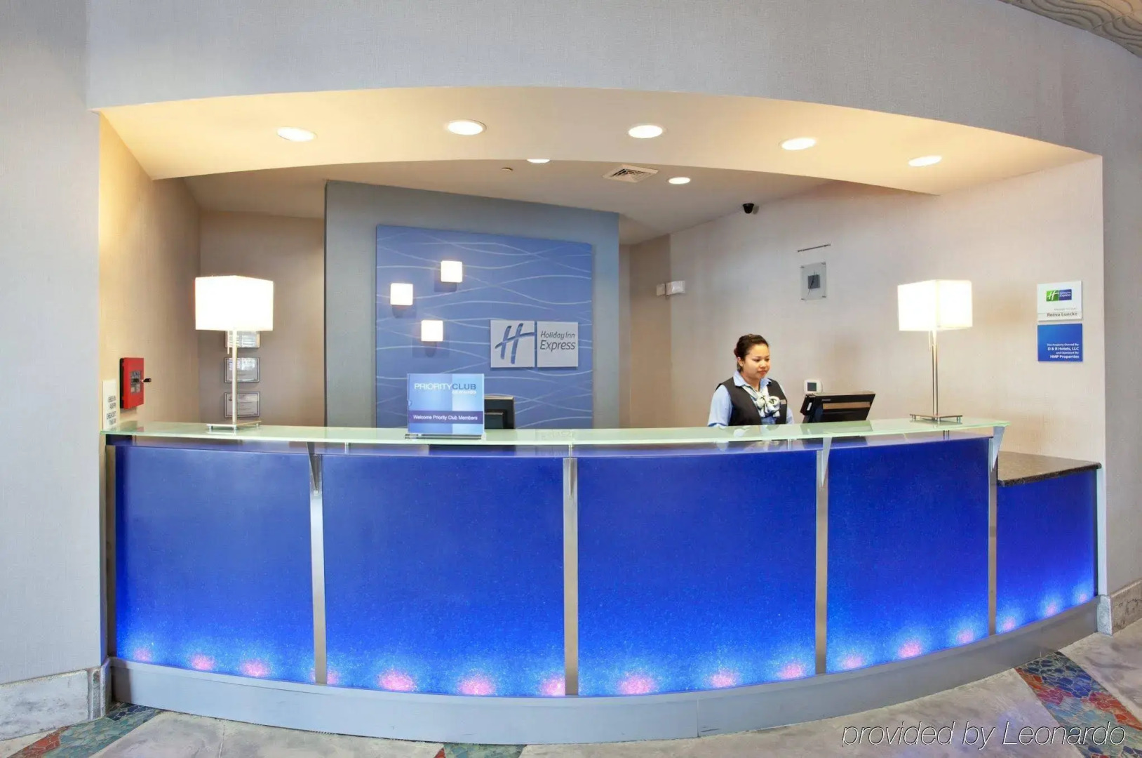 Holiday Inn Express Hotel & Suites Norfolk Airport by IHG