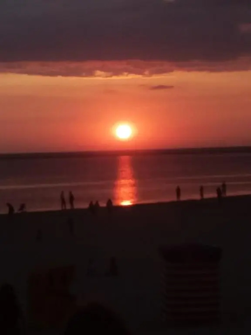 Best at Bright Point Absolute Waterfront 4 bedroom apartment