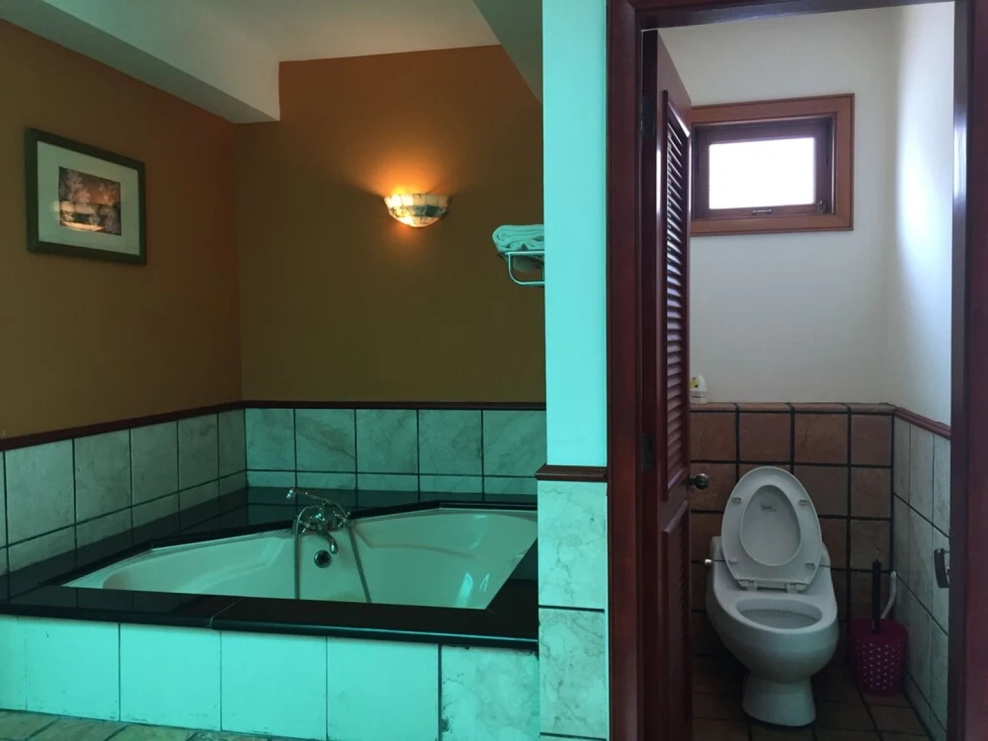 CMK and Private Water Chalet