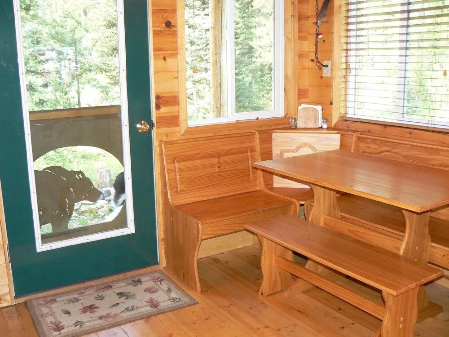 Smoky Bear Ranch Bed & Breakfast & Cabins