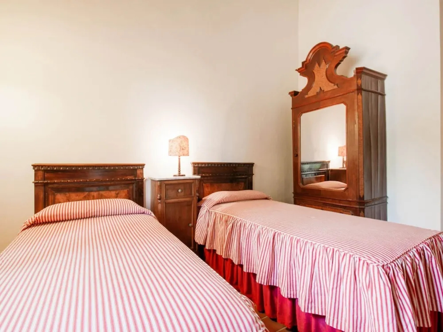 Rustic Farmhouse in Terricciola