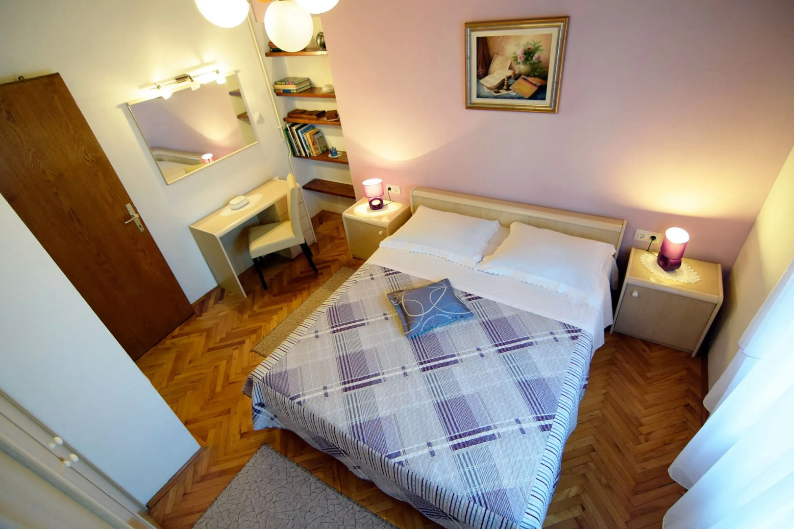 Holiday house Zlatna - with beautiful garden: Selca, Island Brac