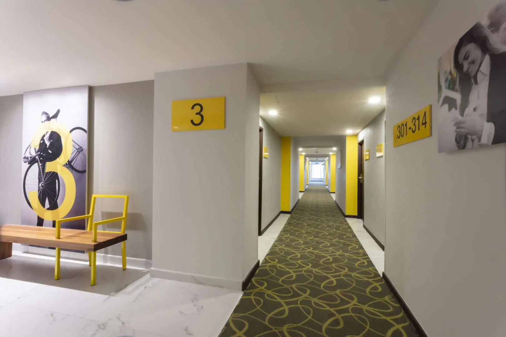 Krystal Urban Monterrey San Jerónimo