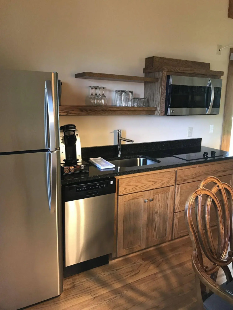 The Iris Inn Bed & Breakfast