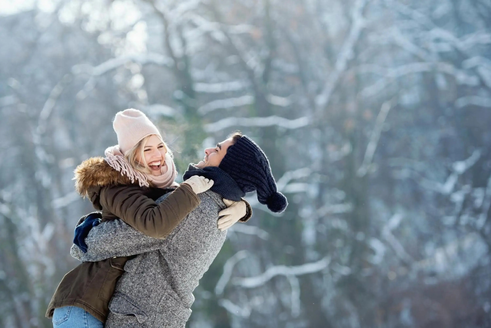 Chalet Green Pastures, romantic country side farm with pool near Salzburg