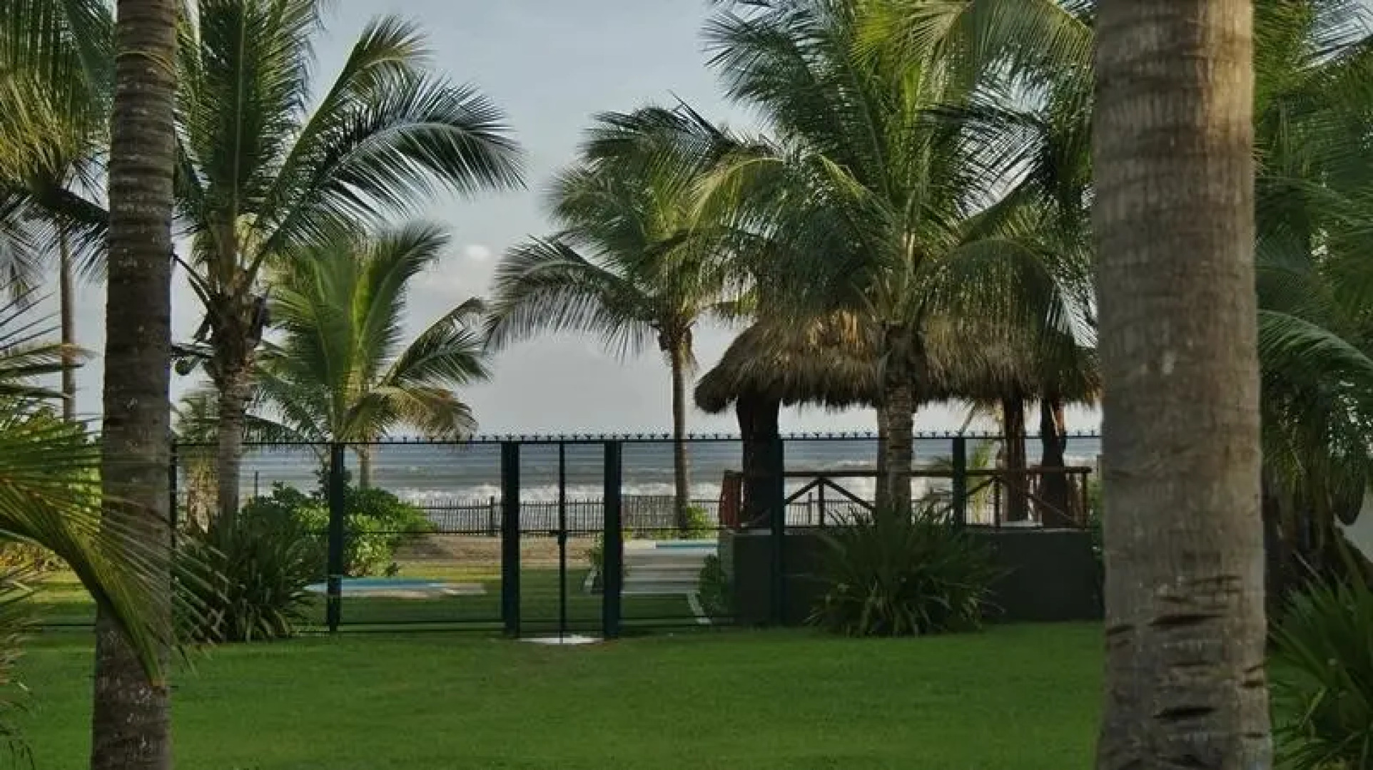 Casa Playa Encantada