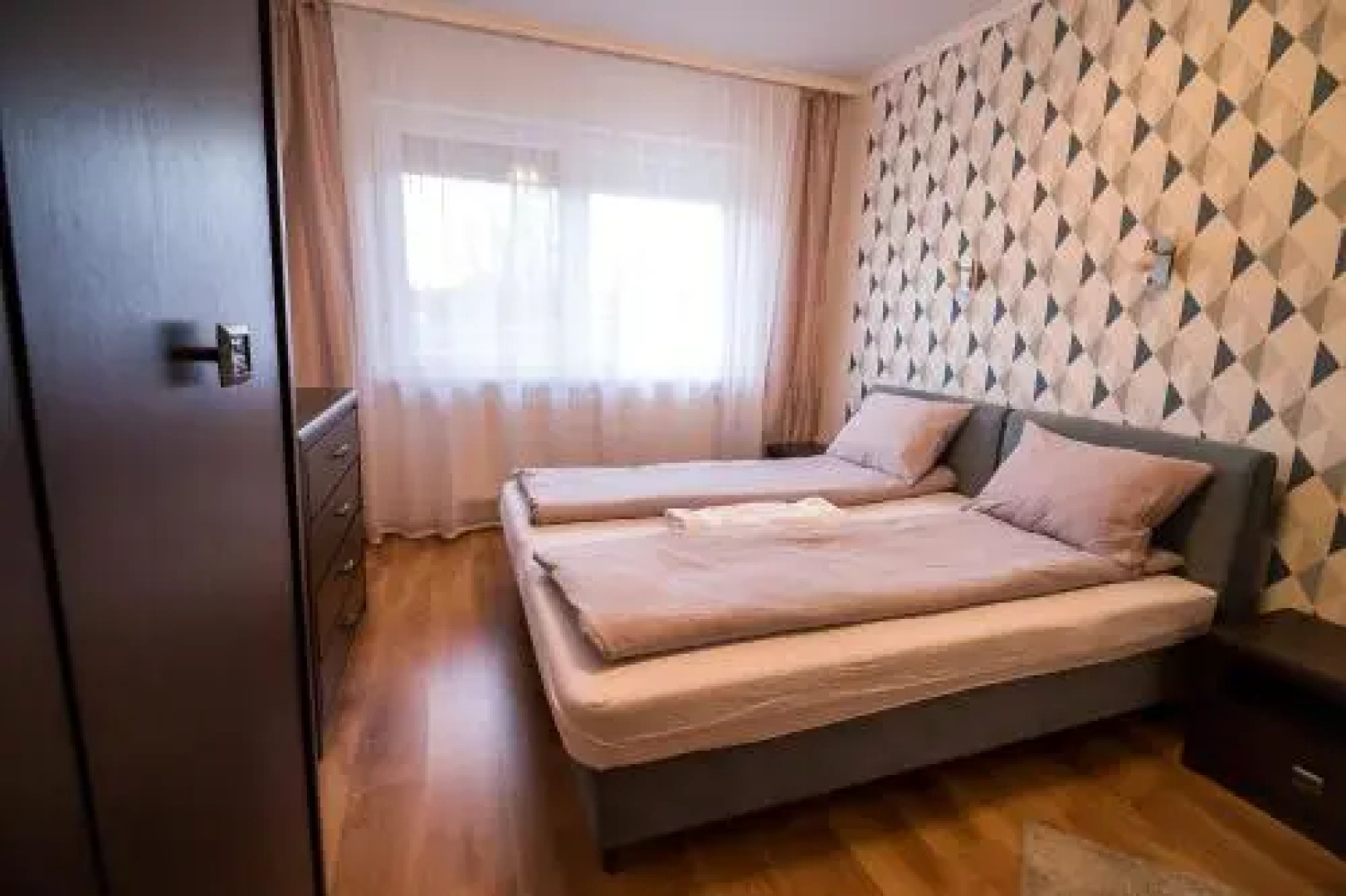 Weninger Apartman Lakas