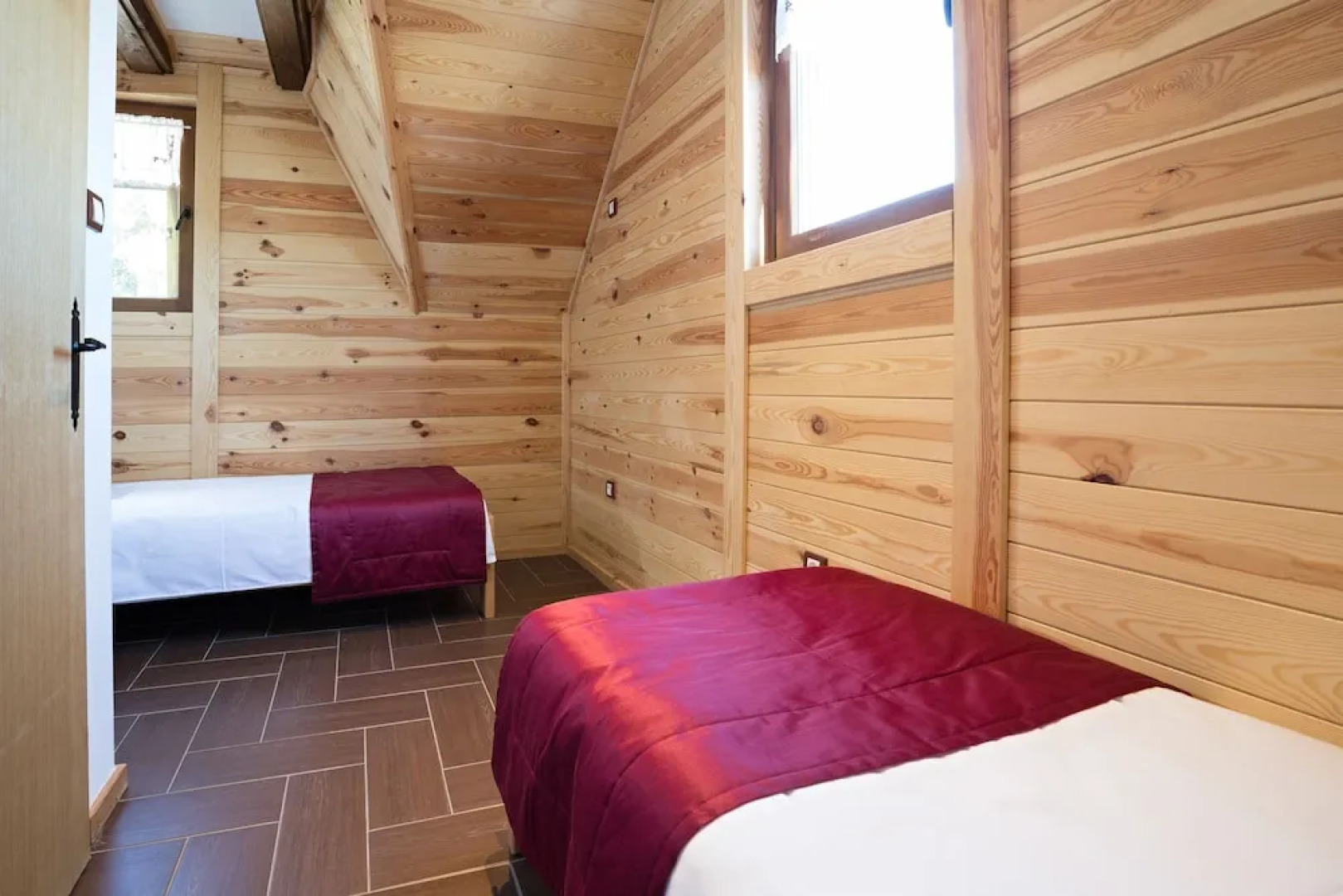 Etno Naselje Vrdnička Kula