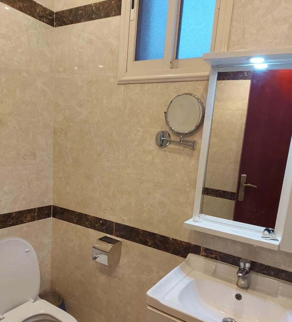 OYO 617 Rose Plaza Hotel