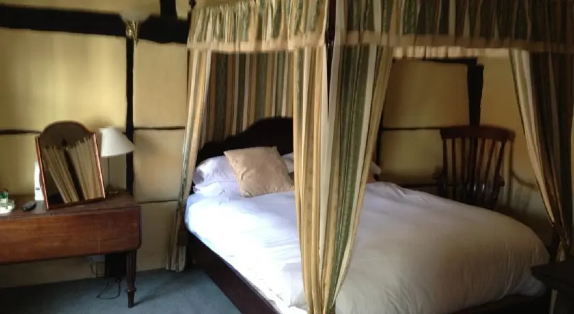 George and Dragon Hotel, West Wycombe