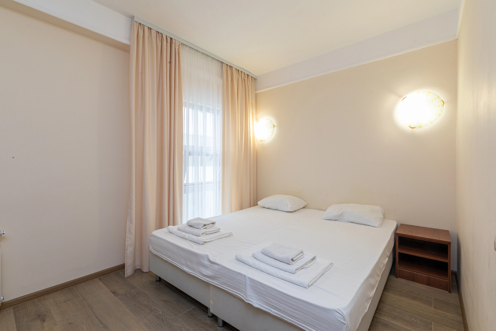 Апсны (Гудаута), отель (Абазинская, 2а)